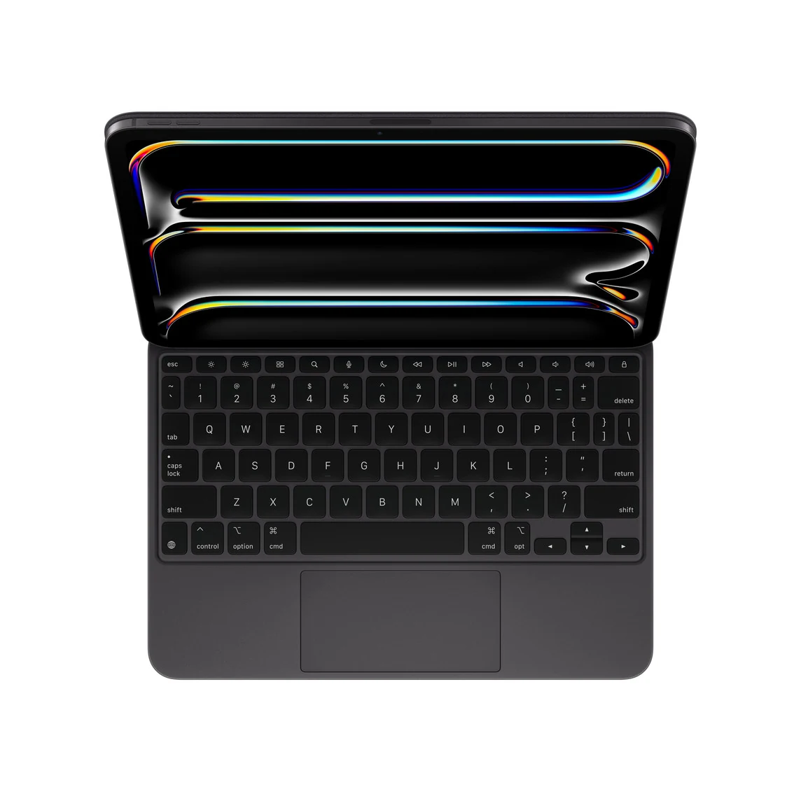 iPad Pro conectado ao Magic Keyboard preto, mostrando as teclas pretas com letras brancas, as teclas de direção com disposição de “T” invertido, as teclas de função e o trackpad integrado.